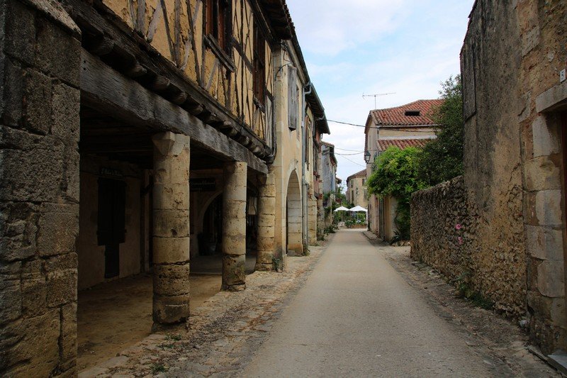 Bastides 2022