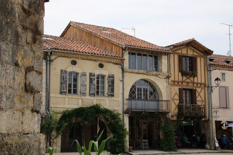 Bastides 2022